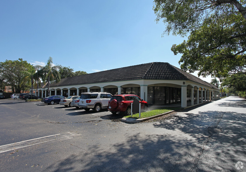 4731 W Atlantic Ave, Delray Beach, FL en alquiler - Foto del edificio - Imagen 2 de 13