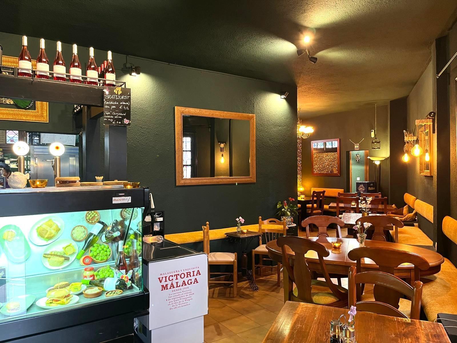 Local en Benalmádena, Málaga en alquiler Foto del edificio- Imagen 1 de 18