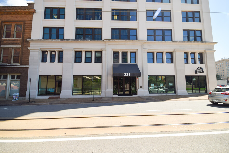 221 W 2nd St, Little Rock, AR en alquiler - Foto del edificio - Imagen 1 de 11