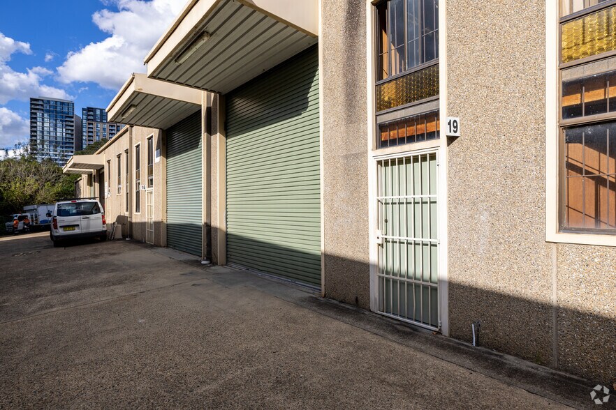 7 Carrington Rd, Castle Hill en alquiler - Foto del edificio - Imagen 3 de 4