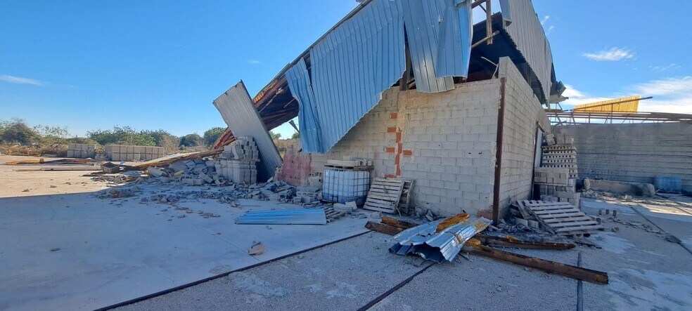 Nave en Alborache en venta - Foto del edificio - Imagen 1 de 48