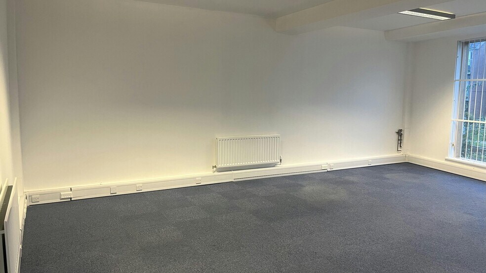 Sandy Ln, Coventry en alquiler - Foto del edificio - Imagen 3 de 11