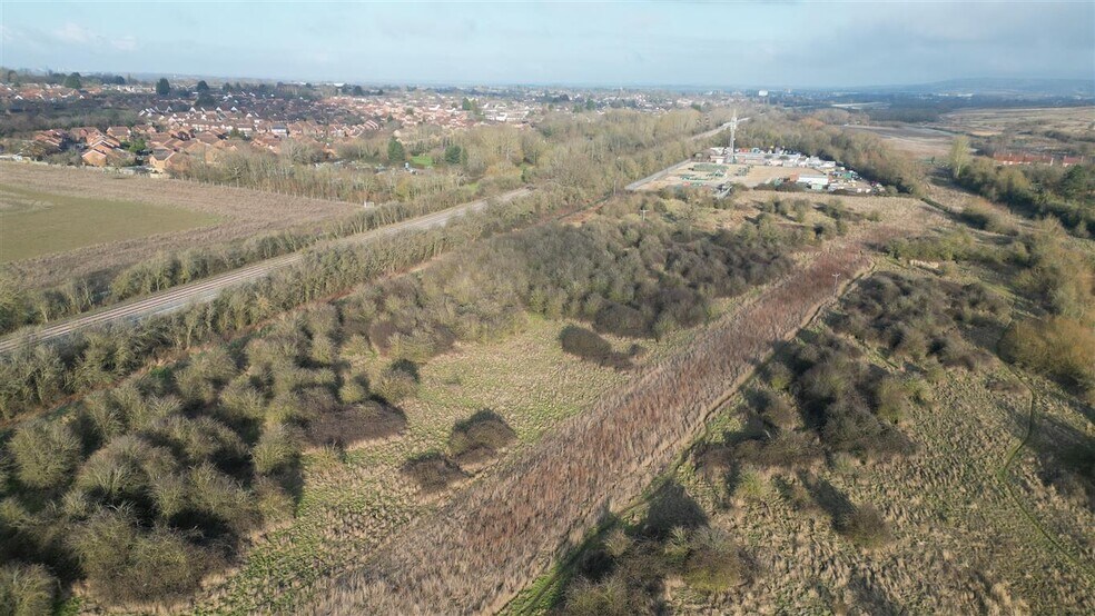 124 Bletchley Rd, Newton Longville en alquiler - Foto del edificio - Imagen 2 de 3