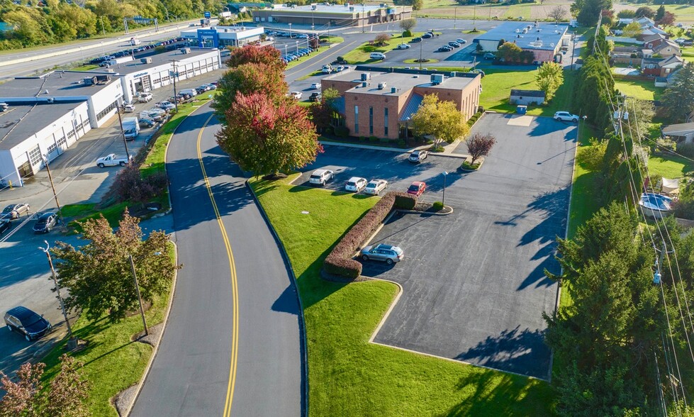 951 Rohrerstown Rd, Lancaster, PA en venta - Foto del edificio - Imagen 2 de 42