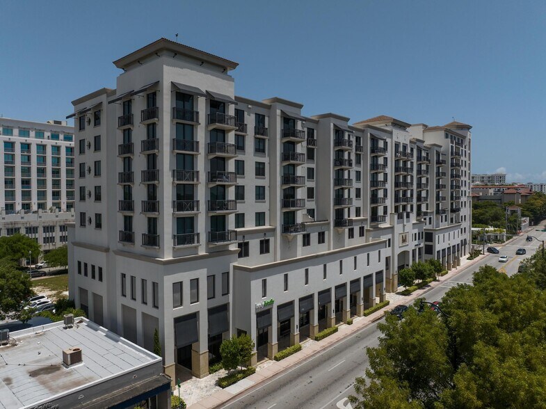 301 Altara Ave, Coral Gables, FL en alquiler - Foto del edificio - Imagen 2 de 48