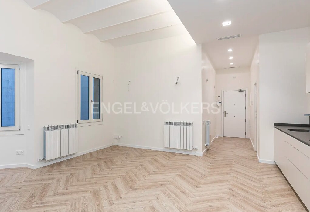 Barcelona, BAR 08003 -  -  - Foto del interior - Image 1 of 10