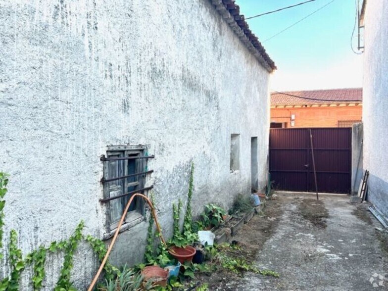 Calle Lepanto, 38, Méntrida, Toledo en venta - Foto del edificio - Imagen 3 de 6