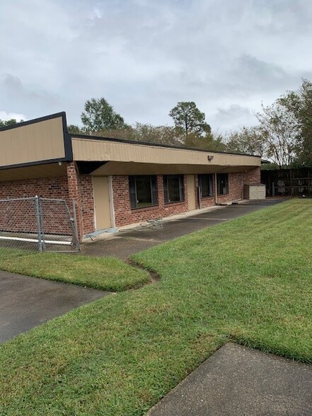 12562 S Harrells Ferry Rd, Baton Rouge, LA en venta - Foto del edificio - Imagen 2 de 11