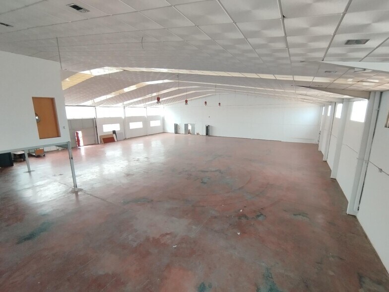 Nave en Crevillent en alquiler - Foto del edificio - Imagen 2 de 15
