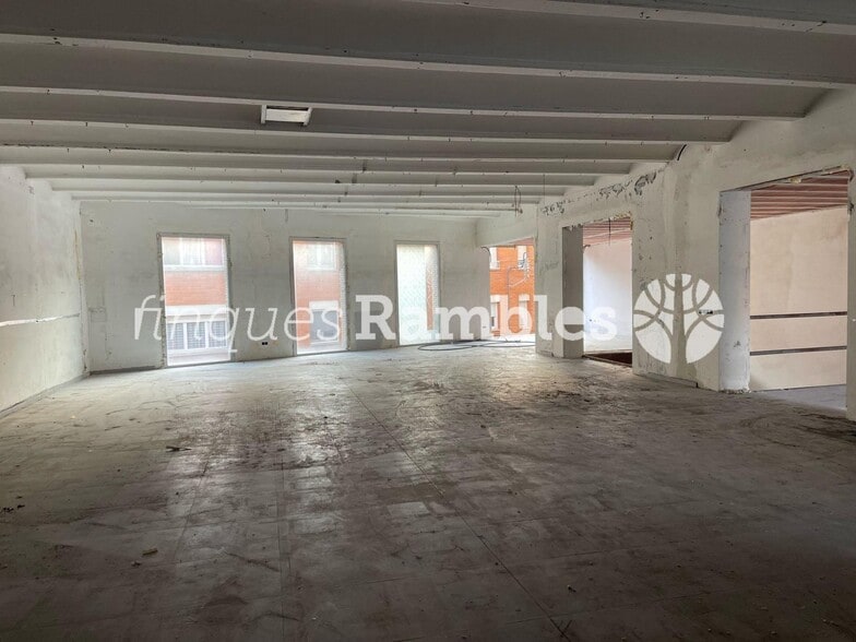 Local en Igualada, Barcelona en venta - Foto del interior - Imagen 1 de 8