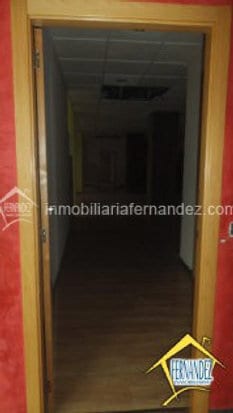 Local en Cáceres en venta - Foto del edificio - Imagen 3 de 10