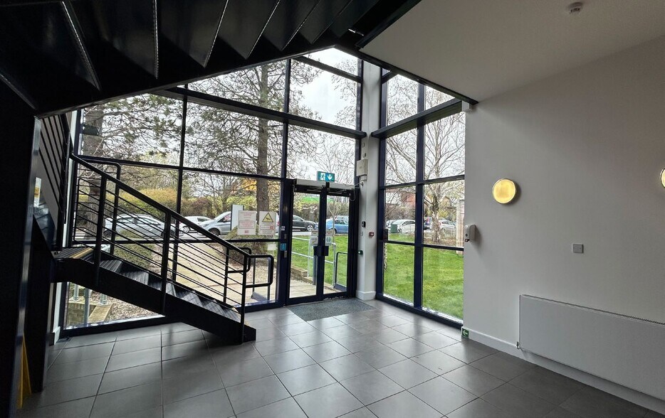 10 Bankhead Cswy S, Edinburgh en alquiler - Vestíbulo - Imagen 3 de 4