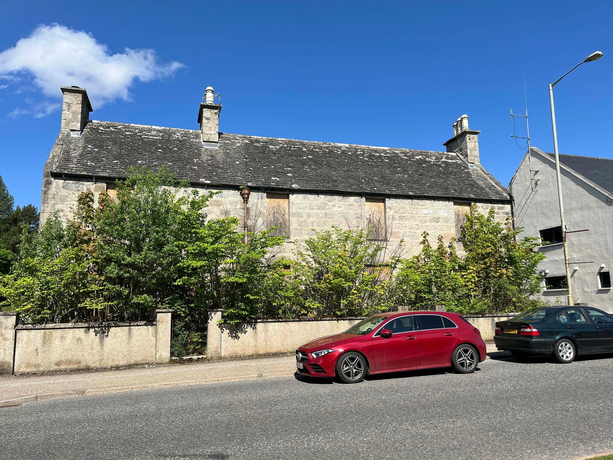 17-19 Castle Rd, Grantown On Spey en venta Foto del edificio- Imagen 1 de 4