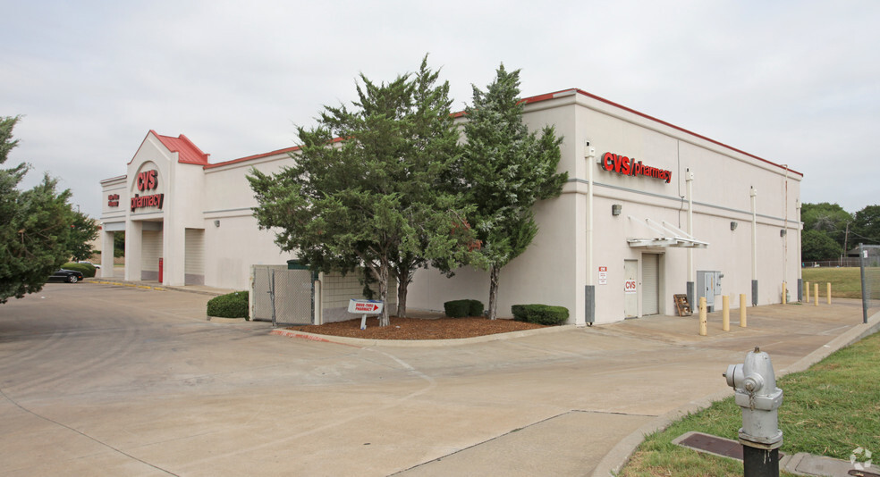 8520 Camp Bowie West Blvd, Fort Worth, TX en venta - Foto del edificio - Imagen 2 de 2