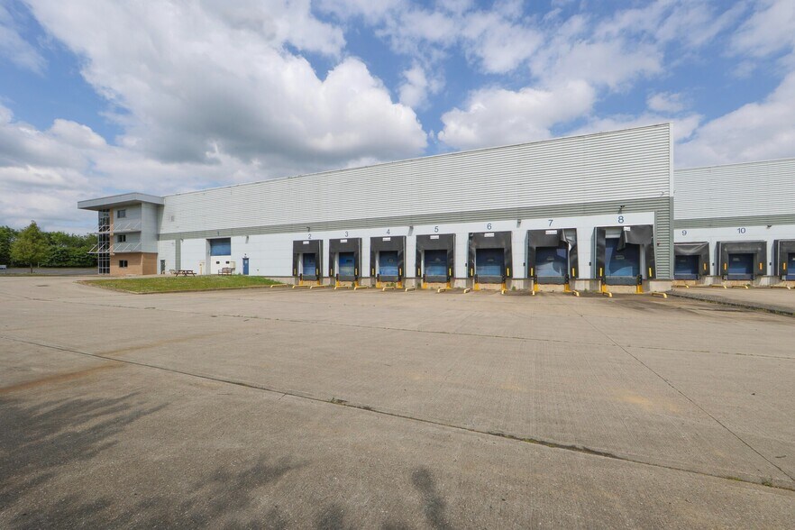 Unit 10A & 10B, 700 Avenue West, Skyline 120, Braintree en alquiler - Foto del edificio - Imagen 3 de 6