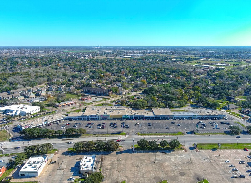 5100-5198 Avenue H, Rosenberg, TX en alquiler - Foto del edificio - Imagen 1 de 11