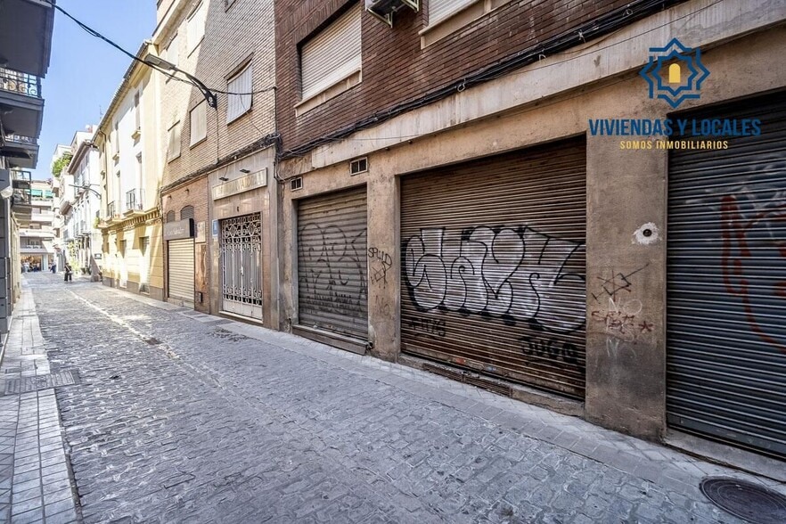 Local en Granada, Granada en venta - Foto del edificio - Imagen 3 de 16