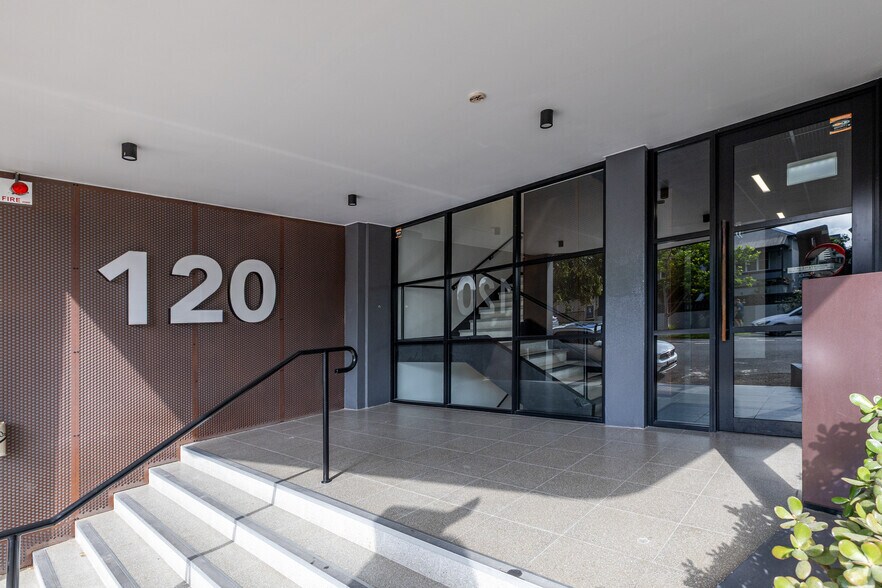 120 Christie St, St Leonards en alquiler - Foto del edificio - Imagen 2 de 4