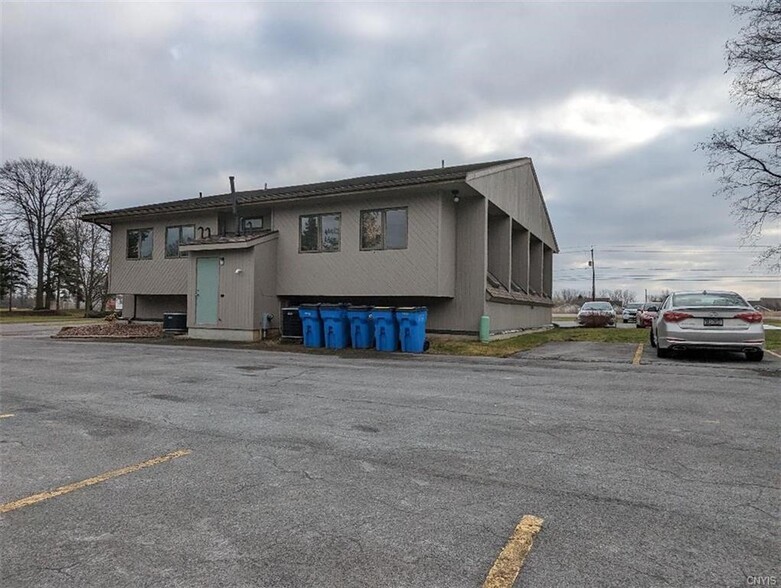 4955 W Taft Rd, Liverpool, NY en venta - Foto del edificio - Imagen 2 de 2