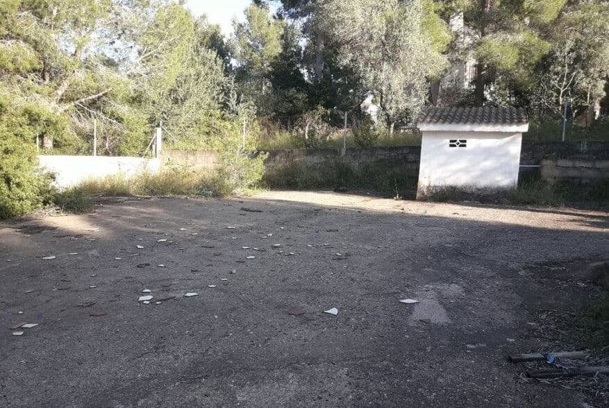 Godelleta Urbanización, 3, Godelleta, Valencia en venta - Foto del edificio - Imagen 3 de 6