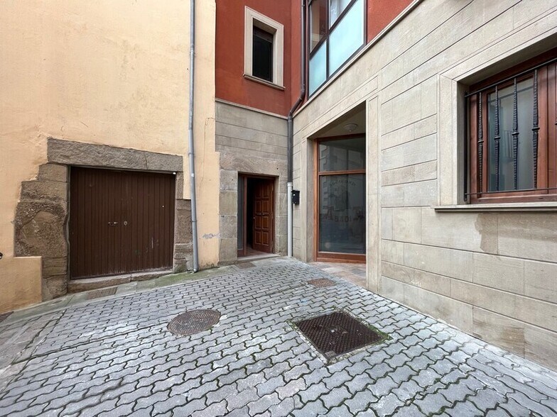 Calle de García Goyena, Tafalla, Navarre en venta - Foto del edificio - Imagen 2 de 9