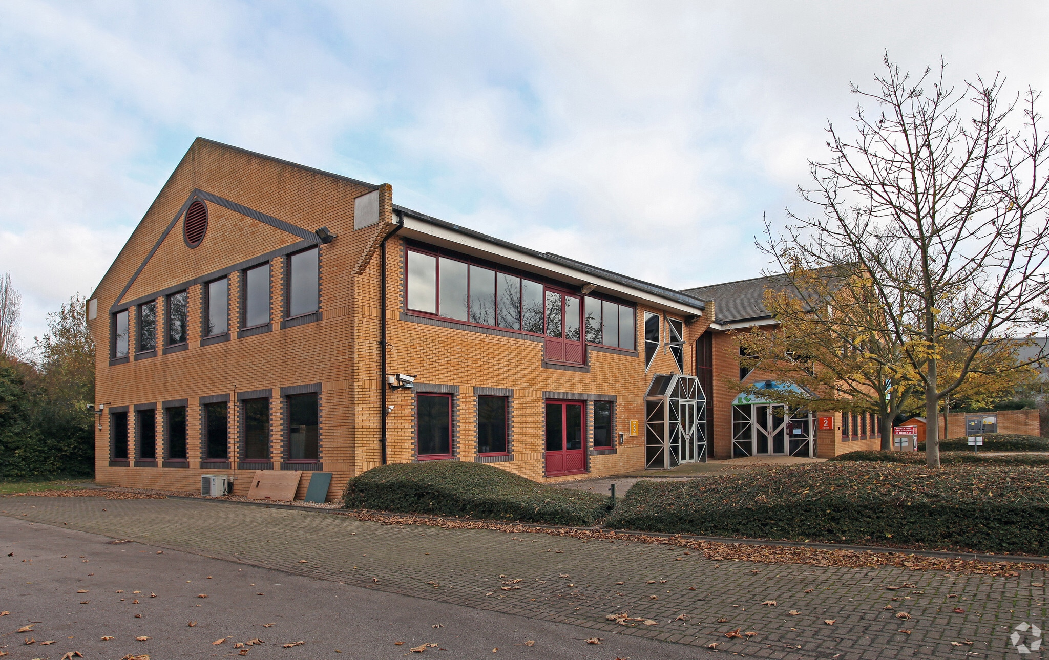 Waterside Dr, Slough en alquiler Foto principal- Imagen 1 de 8