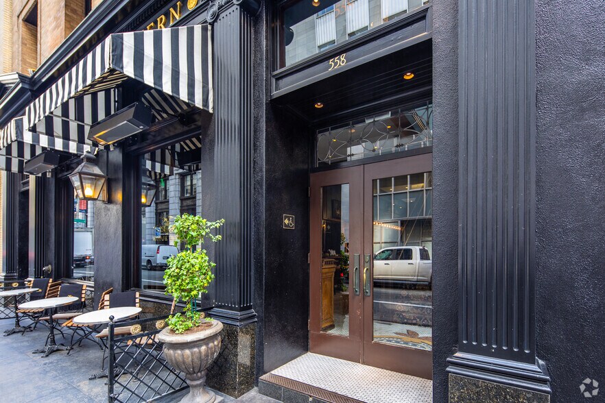 558 Sacramento St, San Francisco, CA en alquiler - Foto del edificio - Imagen 3 de 4