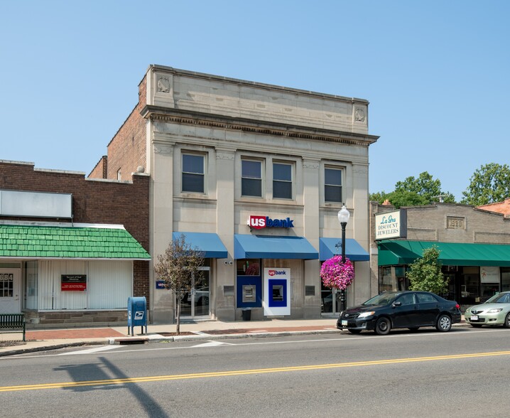 680 Broadway Ave, Bedford, OH en venta - Foto del edificio - Imagen 1 de 3