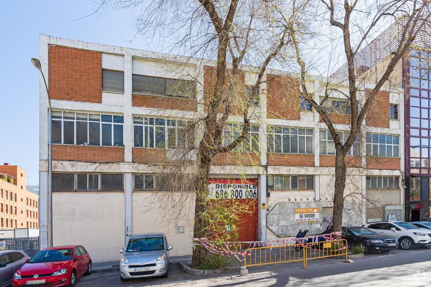 Calle Miguel Yuste, 33, Madrid, Madrid en alquiler - Foto del edificio - Imagen 3 de 10