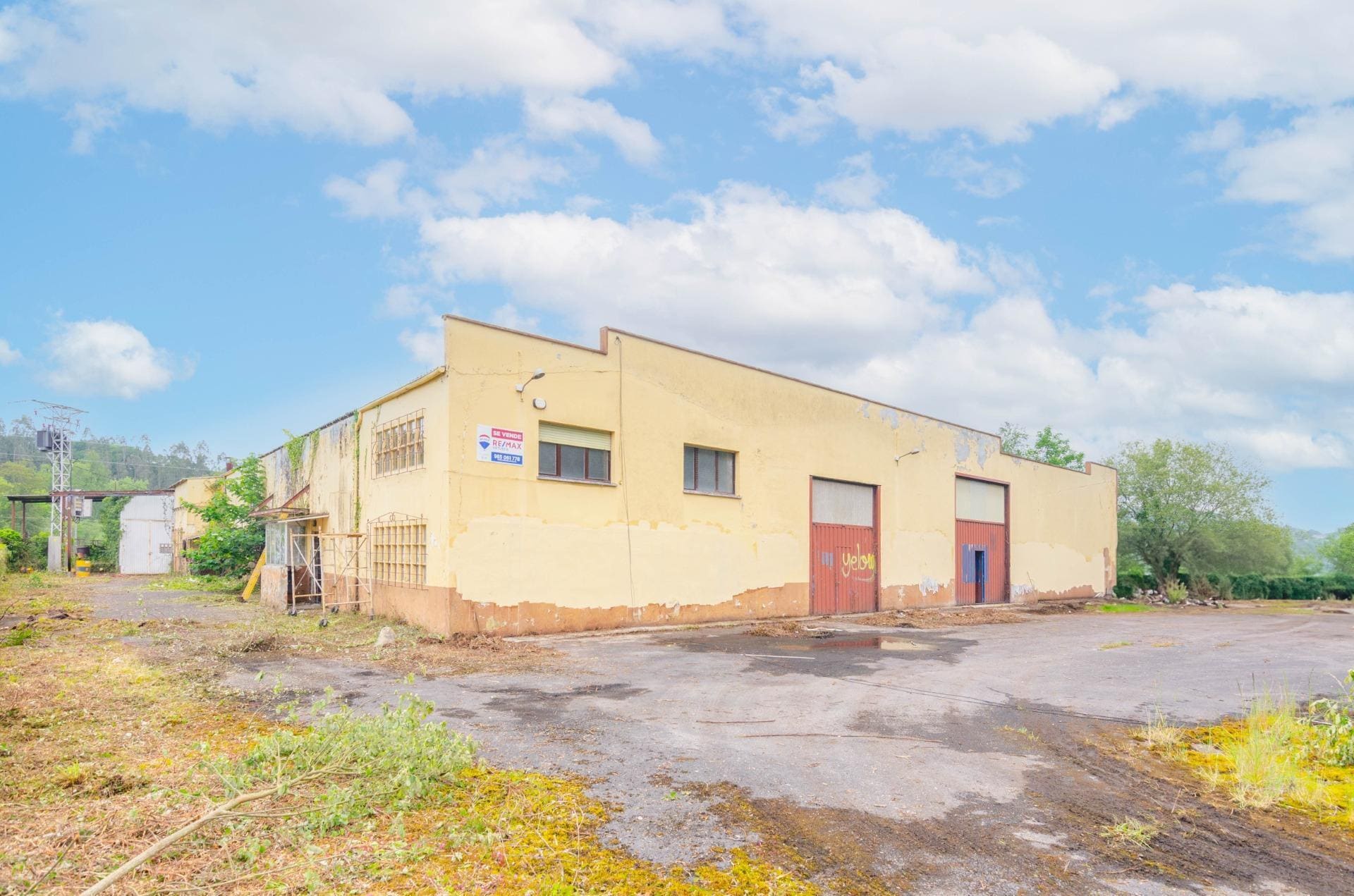 Nave en Piloña en venta Foto del edificio- Imagen 1 de 107