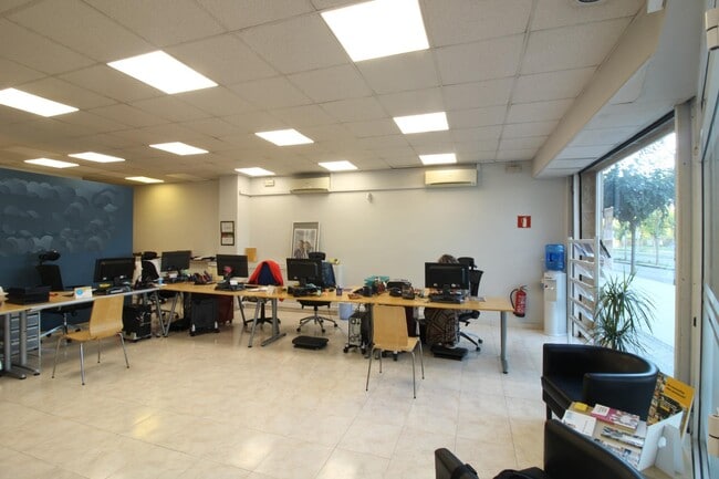 Más detalles de Edificio residencial​ en venta