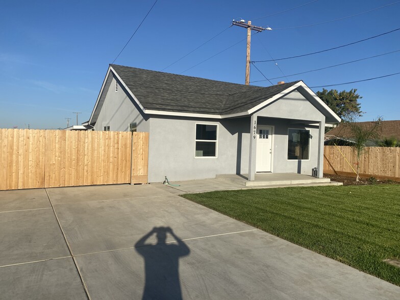 1679 S O St, Tulare, CA en venta - Foto del edificio - Imagen 3 de 44