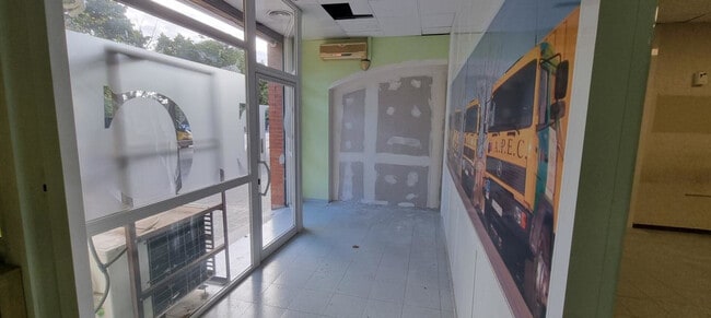 Más detalles de Carrer del Tres Torres, 14, Granollers - Local en alquiler