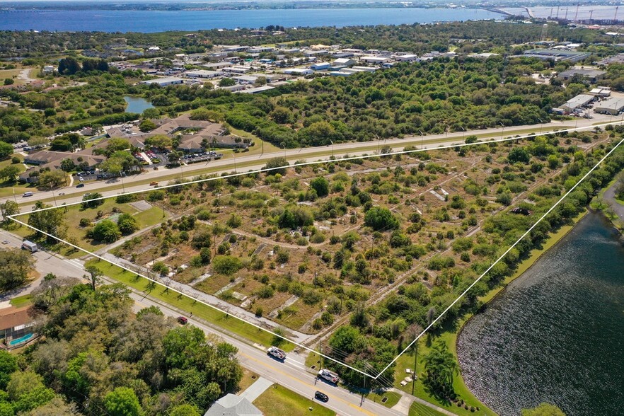 4135 Kings Hwy, Port Charlotte, FL en venta - Foto del edificio - Imagen 2 de 3