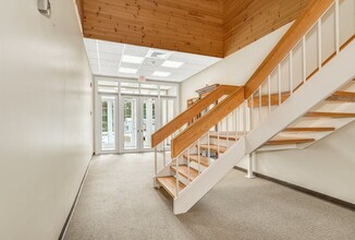 11 Mile Hill Rd, Newtown, CT en alquiler Foto del interior- Imagen 1 de 7