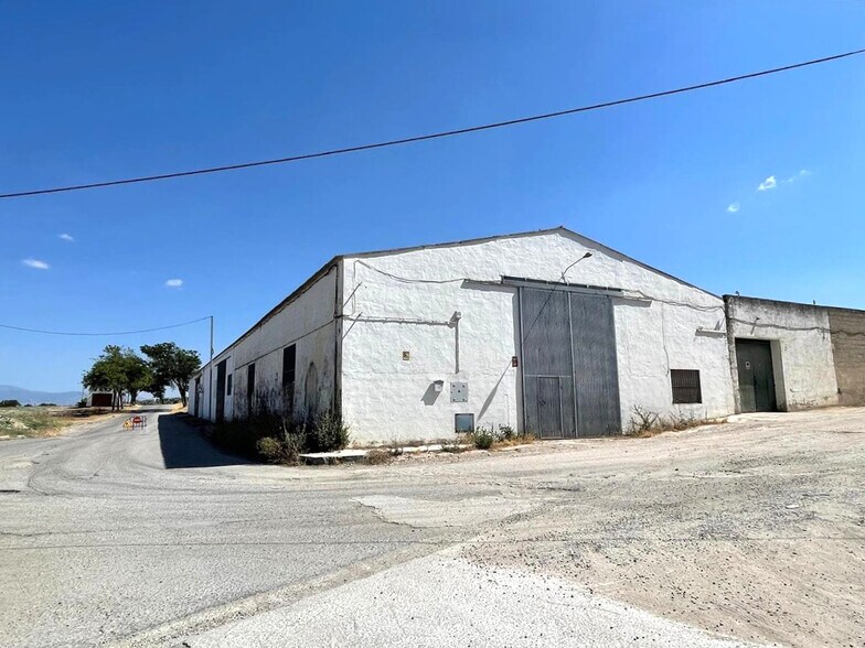 Nave en Mengíbar en venta - Foto del edificio - Imagen 3 de 3