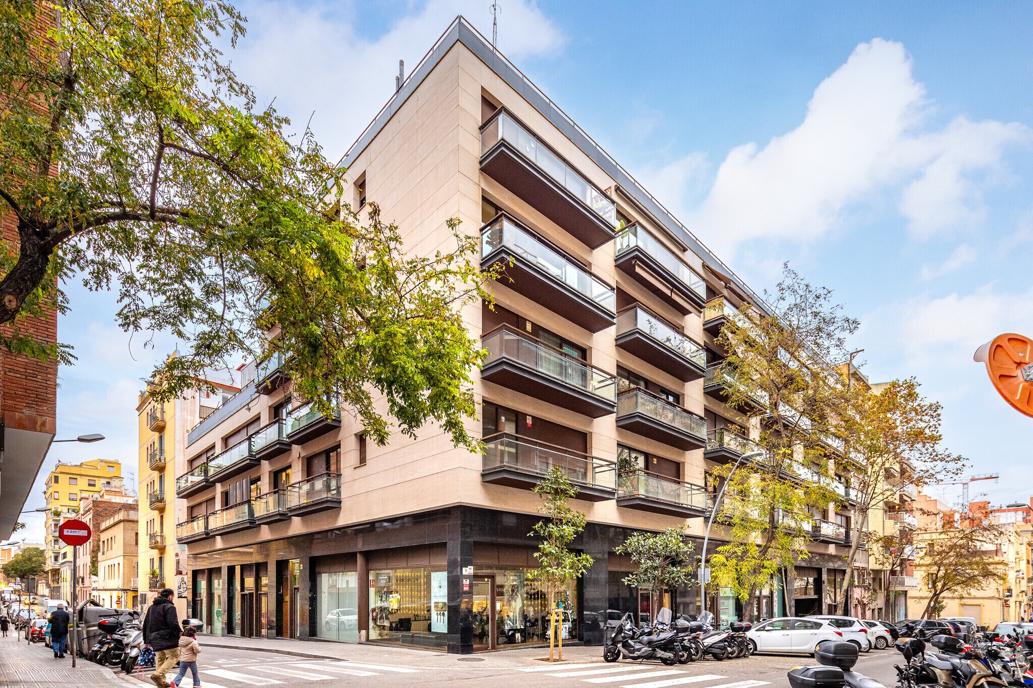 Carrer de Pau Alsina, 32, Barcelona, Barcelona en alquiler Foto principal- Imagen 1 de 3