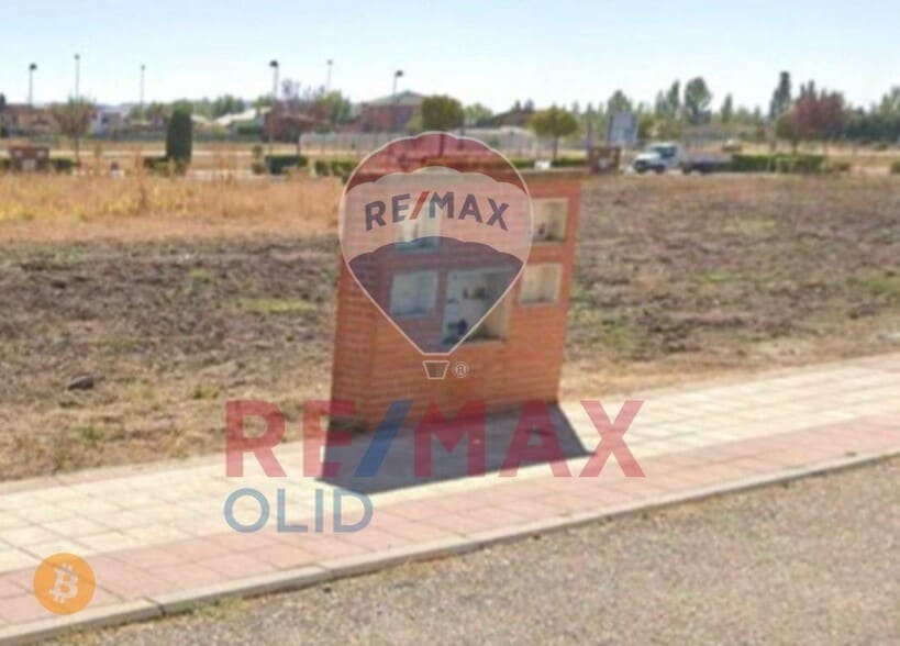 Calle Río Guadiana, 6, Aldeamayor de San Martín, Valladolid en venta - Foto del edificio - Imagen 3 de 12