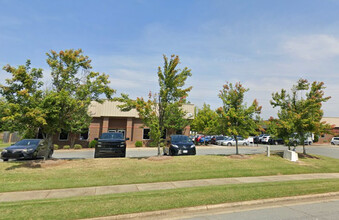 280 Executive Park Dr, Concord, NC en alquiler Foto del edificio- Imagen 2 de 6