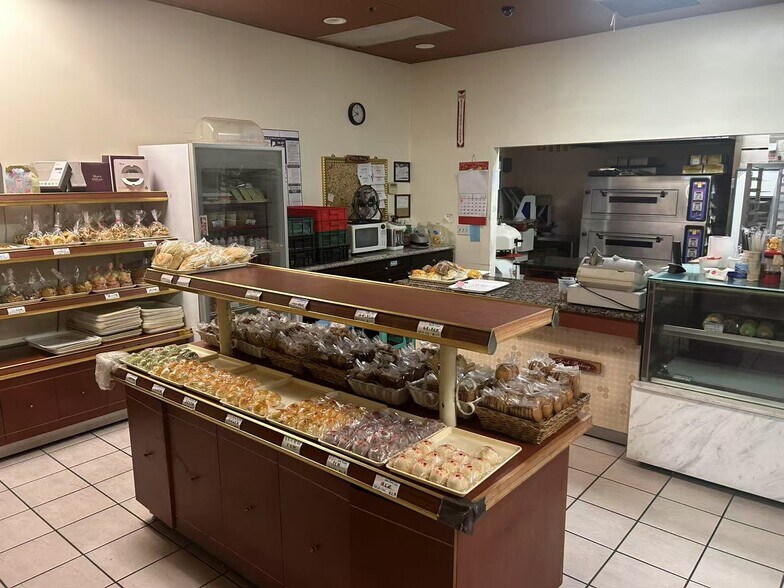 1635 E San Gabriel Blvd, San Gabriel, CA en alquiler - Foto del edificio - Imagen 2 de 10