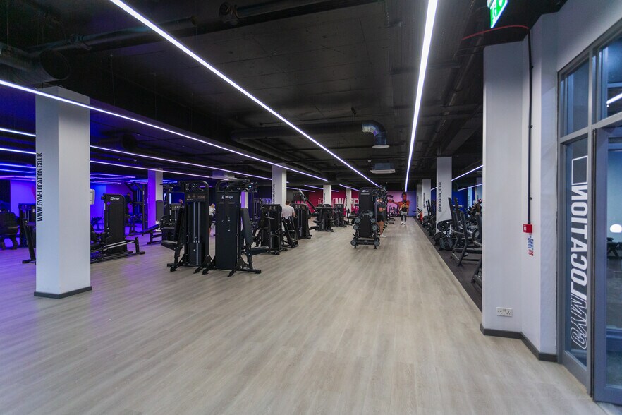 38-46 High St, Watford en venta - Foto del edificio - Imagen 2 de 3