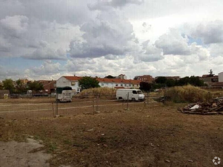 Calle de Soledad, 10, Cabanillas del Campo, Guadalajara en venta - Foto del edificio - Imagen 2 de 3