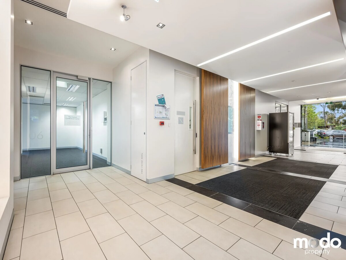 1 Ricketts Rd, Mount Waverley, VIC 3149 - Unidad 6 - - Foto del interior - Image 1 of 7