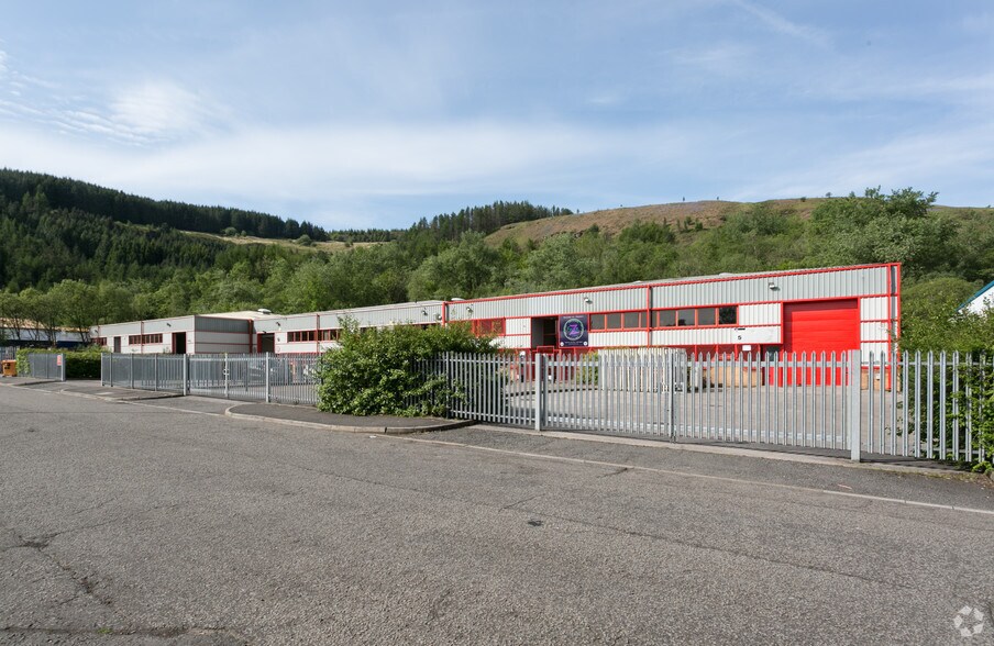 C1 Trade Park, Aberaman en alquiler - Foto del edificio - Imagen 2 de 4