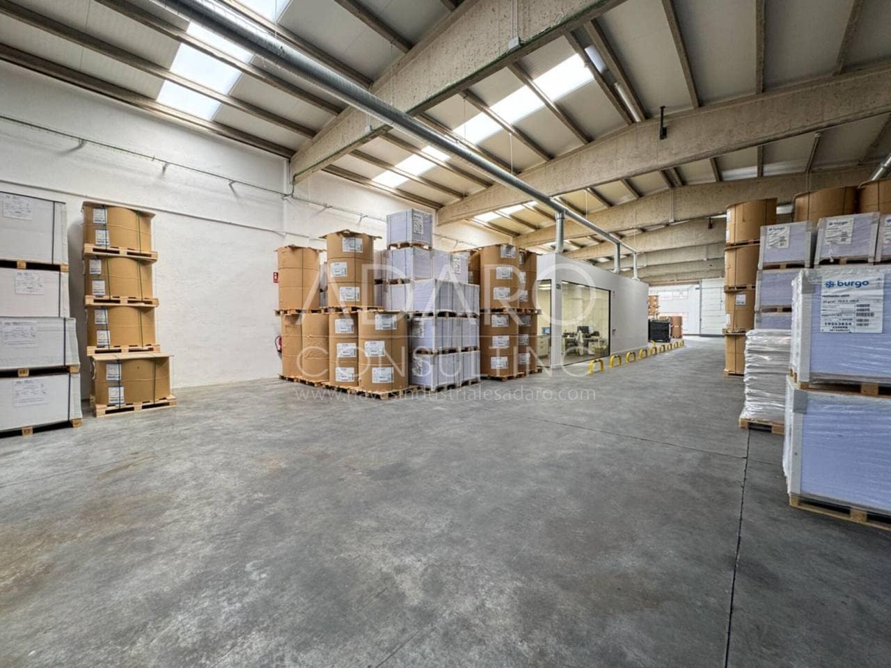 Nave en Alcalá de Henares, Madrid en alquiler Foto del interior- Imagen 1 de 17