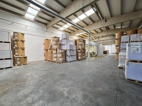 Nave en Alcalá de Henares, Madrid en alquiler Foto del interior- Imagen 1 de 17