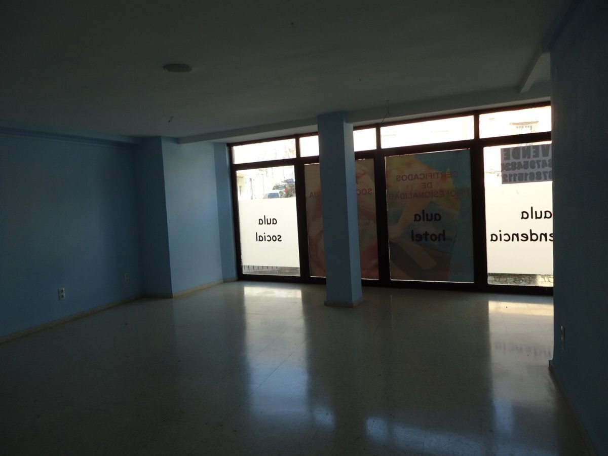 Local en Cáceres, Cáceres en venta Foto del edificio- Imagen 1 de 17