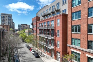 Más detalles de 824 W Superior St, Chicago, IL - Oficina en venta