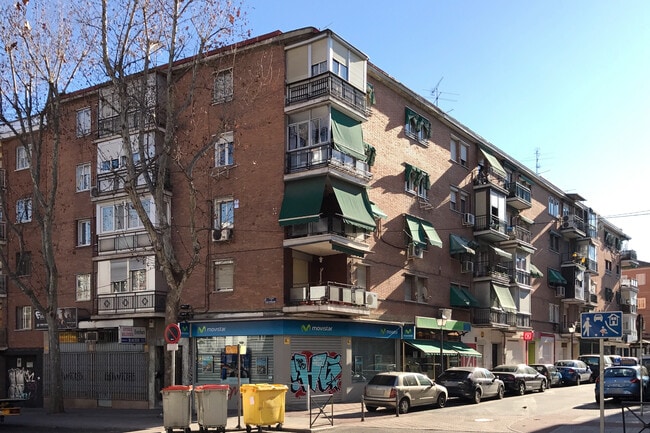 Más detalles de Calle San Cipriano, 20, Madrid - Edificio residencial​ en venta