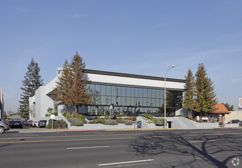 4675 Stevens Creek Blvd, Santa Clara, CA en alquiler - Foto del edificio - Imagen 1 de 3